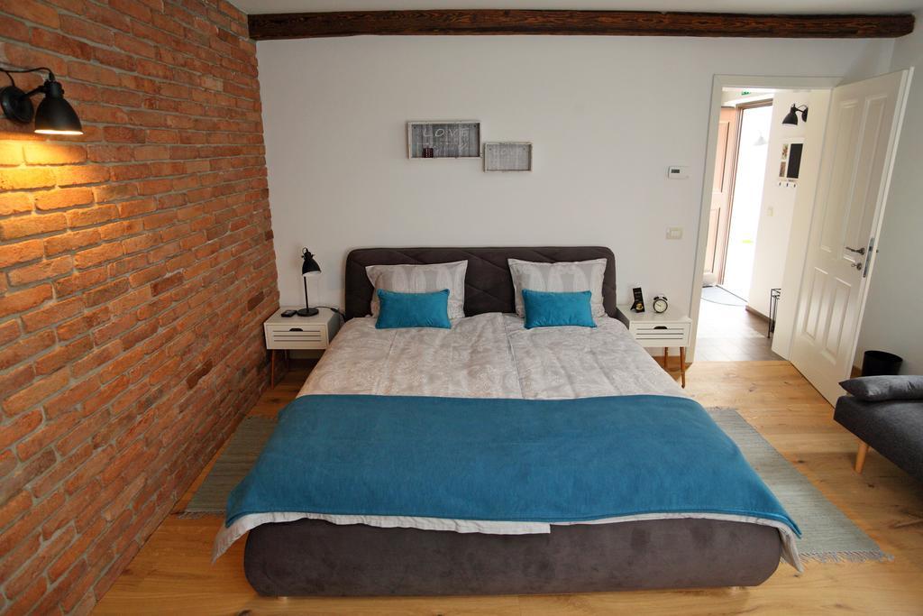Apartment Little House Ptuj Exterior photo