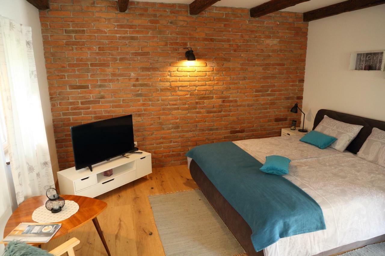 Apartment Little House Ptuj Exterior photo